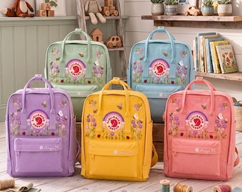 Bestickter Rucksack mit Bienen- und Schmetterlingsmotiv, Frühlingsblumen-Tasche im Cottagecore-Stil, personalisierter Canvas-Rucksack für Naturliebhaber ...
