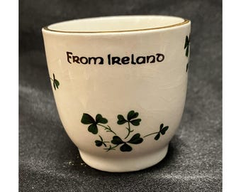 VTG Carrigaline Cork Ireland Gold Trim Lucky Irish Shamrock Souvenir Kieliszek do wódki