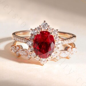 2 CT Oval Ruby Engagement Ring Set, Vintage Gold Ruby Ring, Starburst Diamond Halo Matching Cluster Band, Unique July Birthstone Bridal Set
