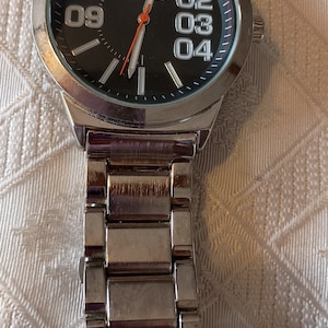 Unlisted vintage mens watch