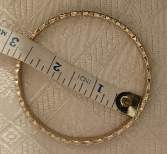 classic bangle diamond shape design - image 6