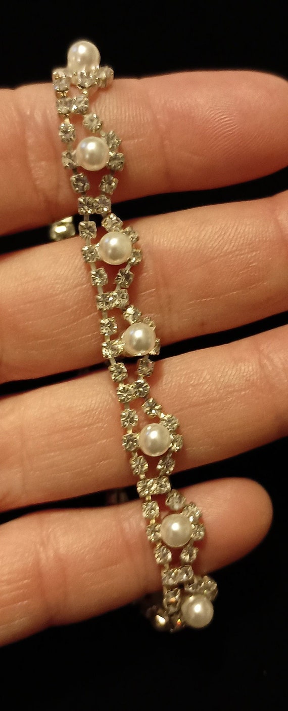 Cubic zirconia and faux pearl bracelet