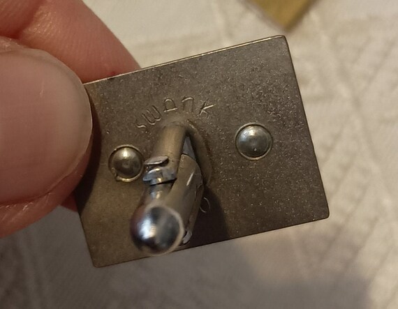 Swank leaf pattern cuff links - image 8