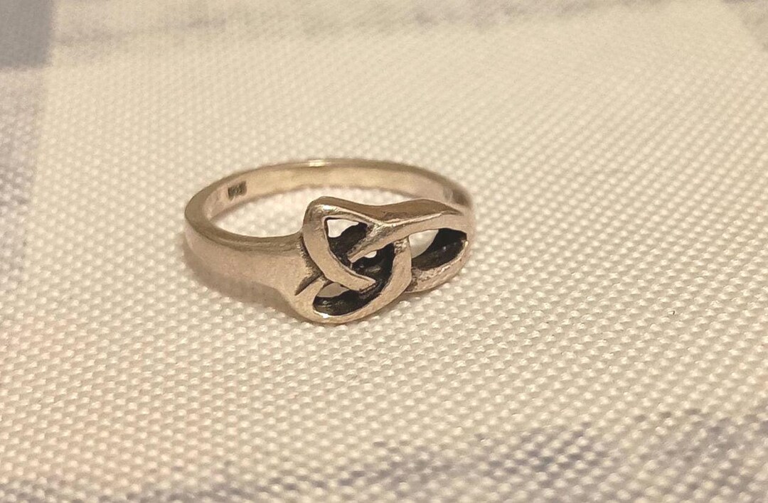 Sterling Celtic Trinity Knot Ring ( Size 3.75) - Etsy