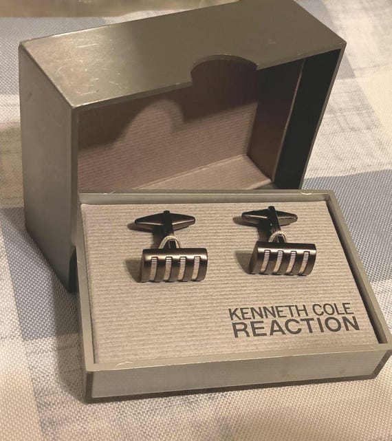 Kenneth cole rectangular striped cufflinks - image 1