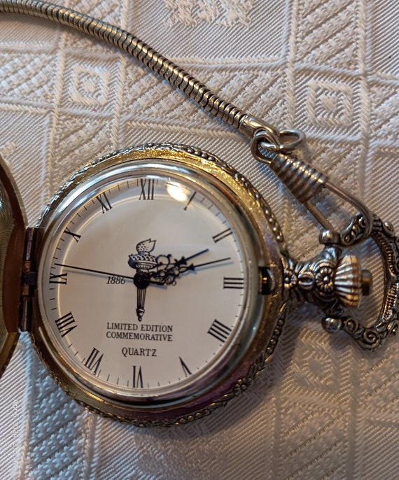 Limited edition statue of Liberty pocket watch - image 2