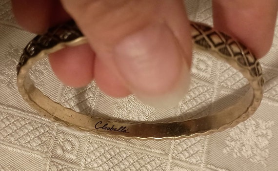 classic bangle diamond shape design - image 5