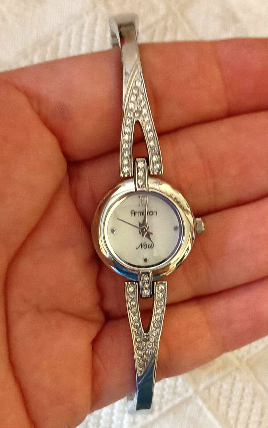 Armitron Silver Watch with Rhinestone Face NEW! Armitron Rhinestone Bezel Fancy Pink Face Quartz Watch  main image 3