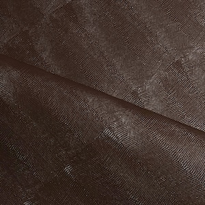 Puede incluir: Un material de color marrón oscuro que presenta una textura fina, uniforme y densa similar a una rejilla. La superficie muestra un brillo sutil con un patrón repetitivo de pequeños puntos elevados que crean un aspecto tejido consistente.