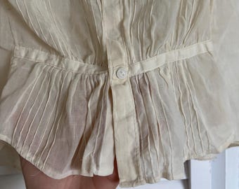 Antique Classic Edwardian Blouse 70's Vibe v Delicate Embroidered Lace Vintage