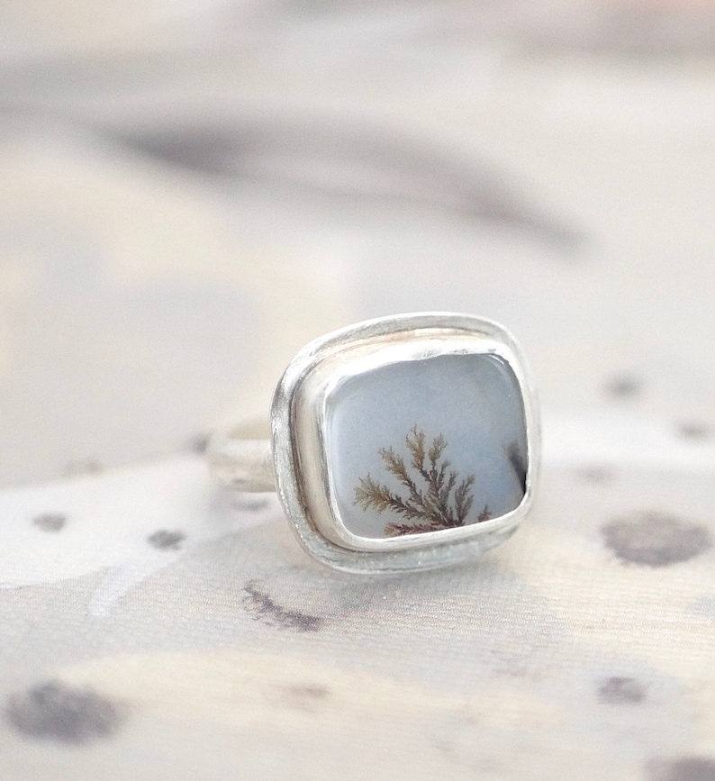 Size 6 Windowpane view \u2014 A Dendritic Agate Ring