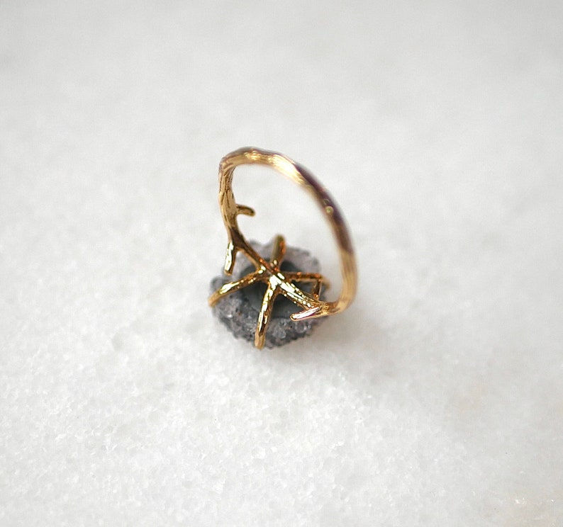 Size 5 Amethyst Stalactite Flower Ring in Gold