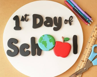 First Day of School Wooden Sign,  12 inch round, Back to School Photo Prop, Teacher, Classroom Decor