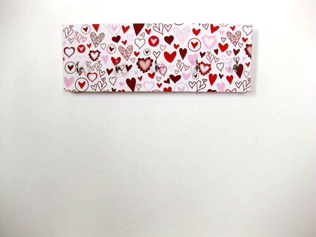 Heart Necklace Holder Valentines Day Key Rack Red and Pink - Etsy