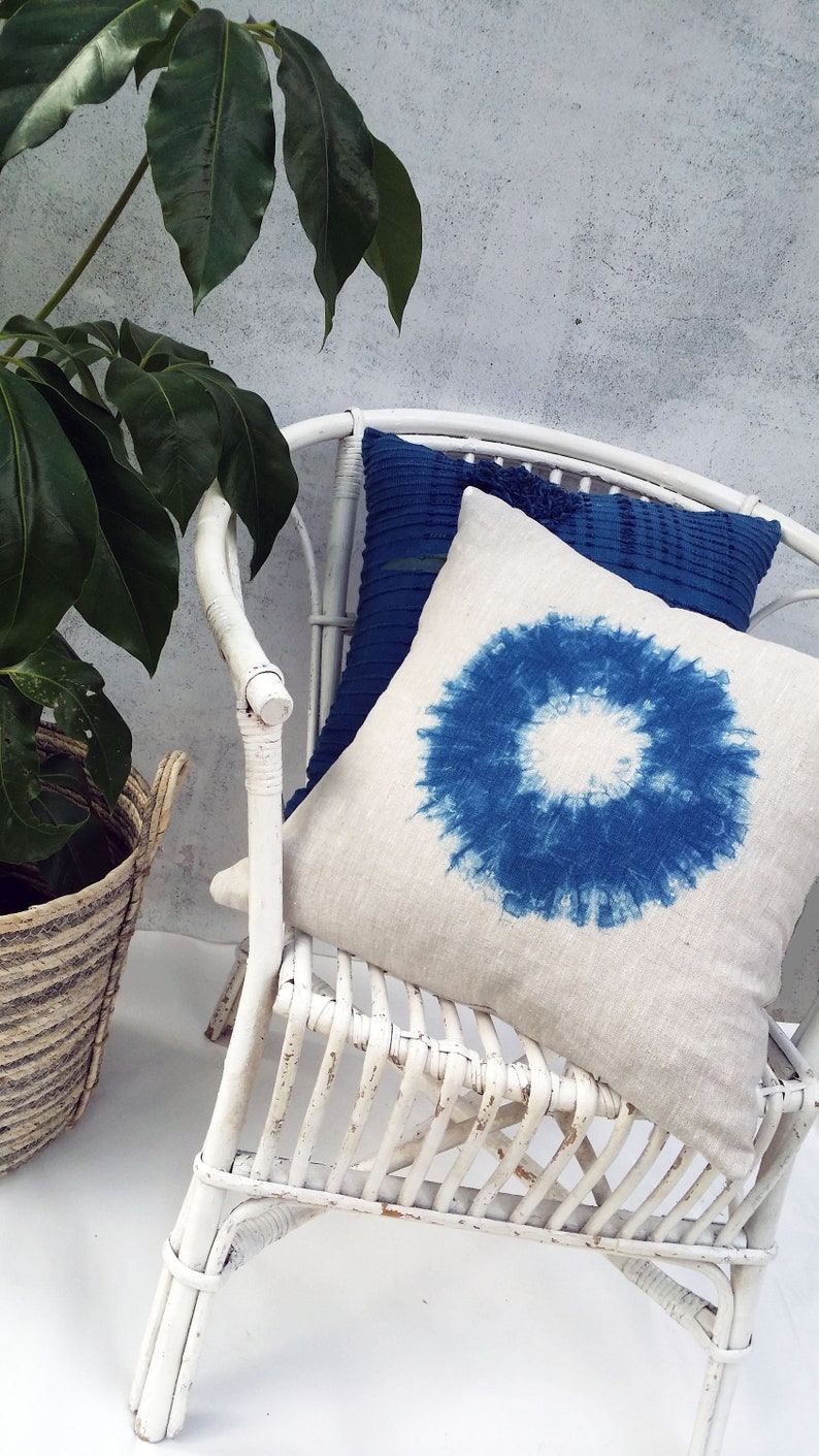 Shibori Infinity Ring Pillow Cover image 2