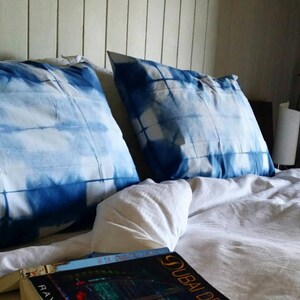 Set of 2 Itajime Shibori Pillowcases image 3