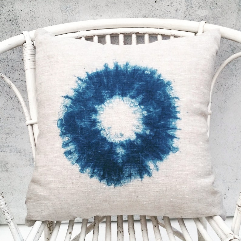 Shibori Infinity Ring Pillow Cover image 1