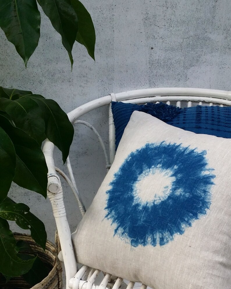 Shibori Infinity Ring Pillow Cover image 7