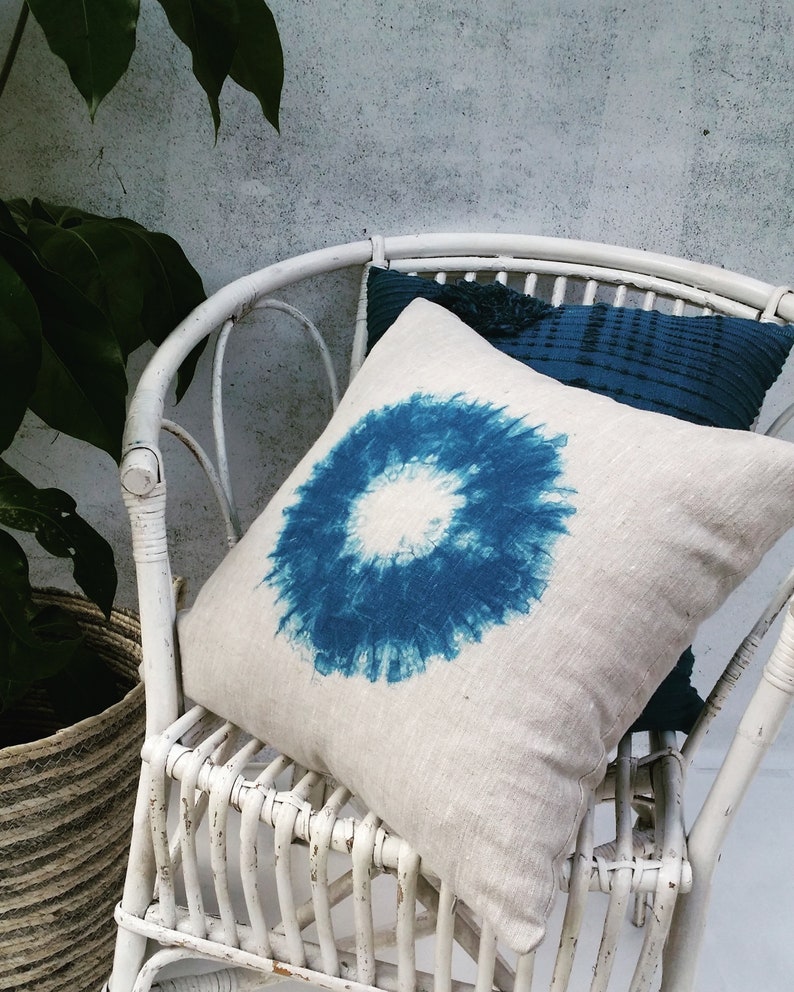 Shibori Infinity Ring Pillow Cover image 6