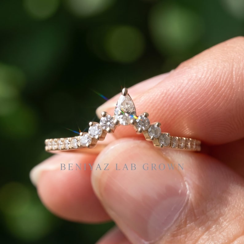 Curved Lab Grown Diamond Wedding Band