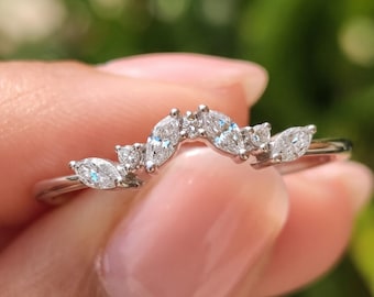 Curved Wedding Band, Marquise Lab Grown Diamond Stacking Ring, Dainty Minimalist 14K Gold Promise Ring, Unique Anniversary Gift for Her