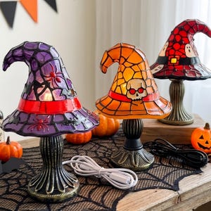 Halloween heksenhoed lamp, hars tafellamp, decoratie, griezelig glas-in-loodstijl bureau nachtlampje voor herfstfeestjes thuis, tafeldecoratie