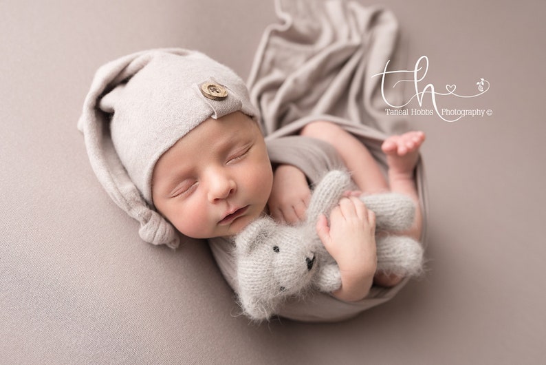 Lovie recién nacido, accesorio fotográfico para recién nacidos, oso de punto Lovie, accesorio para bebés recién nacidos de osito, Angora Teddy Lovie, accesorio fotográfico para recién nacidos greige