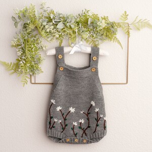 Quinn Romper, Sitter Knit Outfit, Baby Girl Knit Romper, Infant Photography Prop, Baby Photo Shoot Outfit, Gray Baby Outfit
