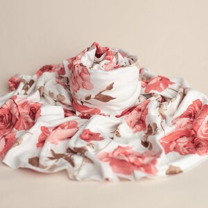 Liliana Wrap, Floral Stretch Wrap, Pink and Cream Wrap, Newborn Photo Prop, Floral Newborn Wrap, Floral Baby Wrap, Newborn Stretch Wrap