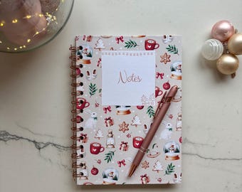 A5 Kerst Notitieboek Hardcover | Kerst Planner | Ringband | Handgemaakt Notitieboek | Kerst Cadeau | Roze Kerst | Christmas Notebook