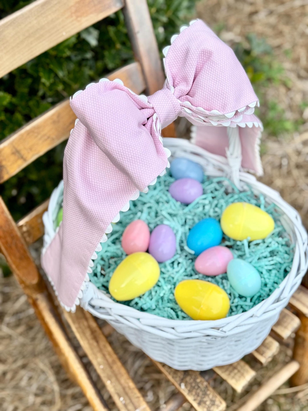 Easter Basket Bow With Monogram - Pink With White Ricrac Trim and ...