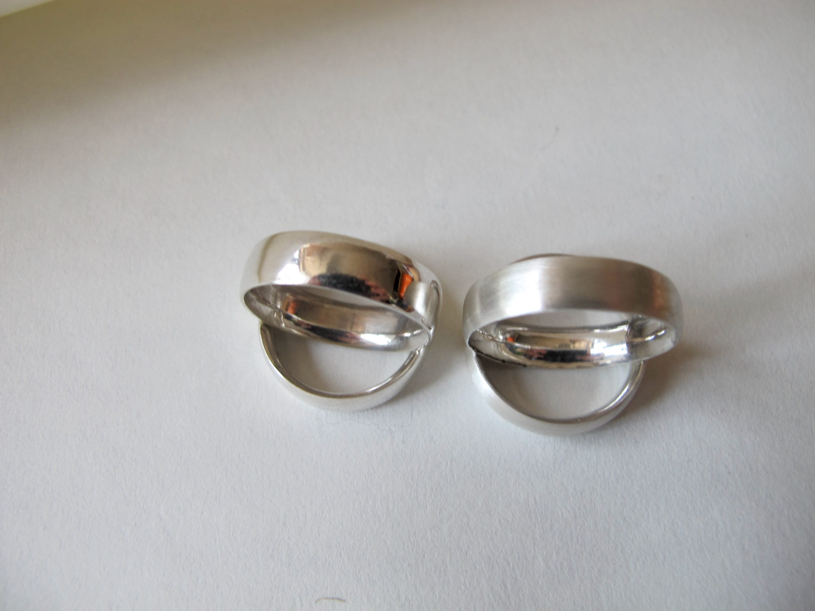 What is a Comfort Fit Ring?
