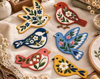 Folk Art Bird Embroidered Patches, Botanical Floral Animal Iron On Badge, Cottagecore Nature Applique, Bird Watcher Gift, Wildflower Tag