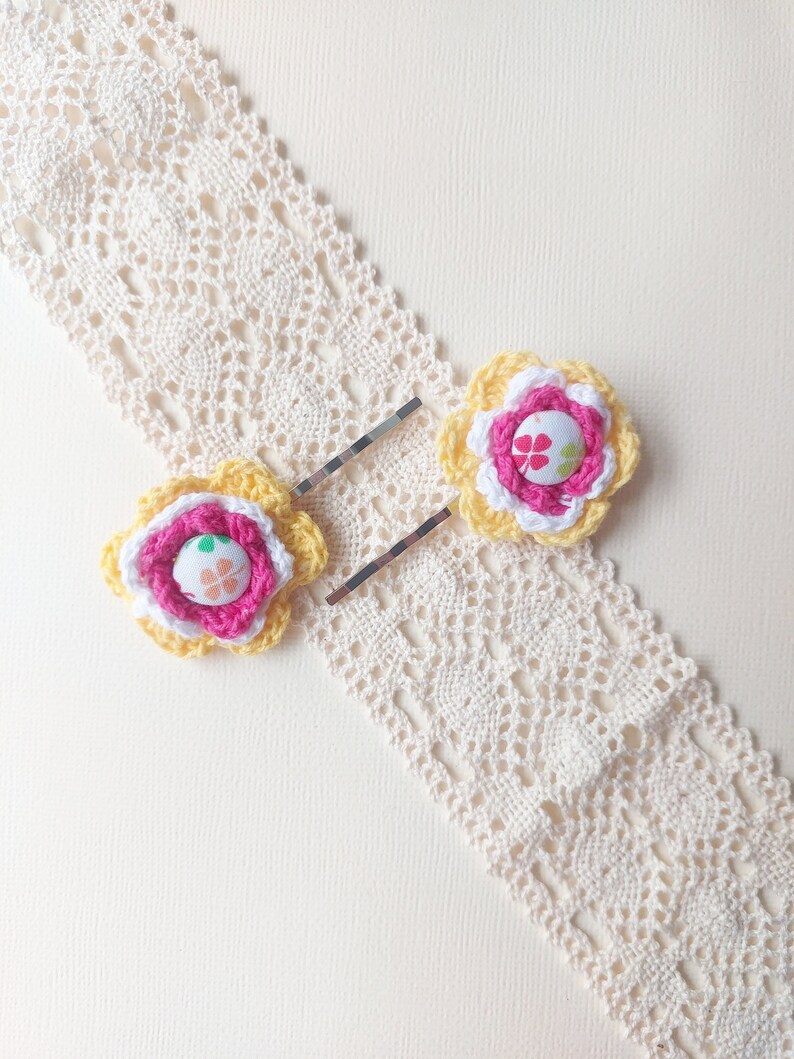 Crochet flower button hair bobby pins A