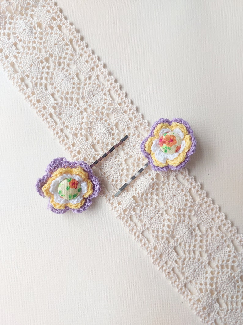 Crochet flower button hair bobby pins B