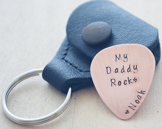 Custom Guitar Pick, My Daddy Gift, Personalized Guitar Pick Keychain, Custom Gift for Men - Guitar Pick Leather Holder
