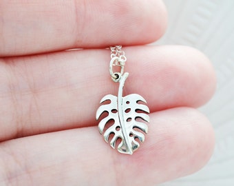 Collier plante Monstera, plantes cadeaux pour maman, bijoux végétaux pour femme, bijoux en argent sterling, breloque Monstera