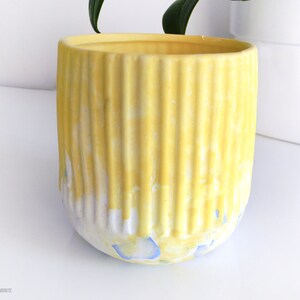 Stripes Vase Silicone Mold 10,8 Cm Tall X 10,2 Cm Diameter - Matt Finish - Ideal For Resin , Cement , Plaster , Jesmonite House Of Molds 20 image 5