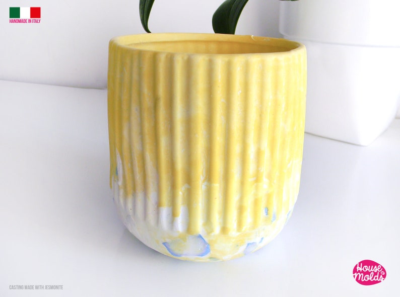 Stripes Vase Silicone Mold 10,8 Cm Tall X 10,2 Cm Diameter - Matt Finish - Ideal For Resin , Cement , Plaster , Jesmonite House Of Molds 20 image 5