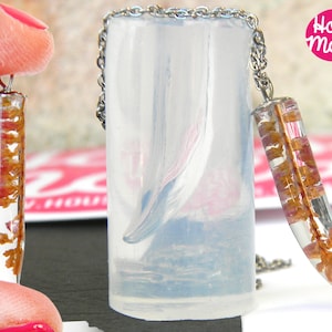 Tiny Horn Clear Silicone Mold 3d pendant- HOUSE OF MOLDS 3d pendant/earrings mold for resin,super shiny surface 30 mm x 6 mm diameter