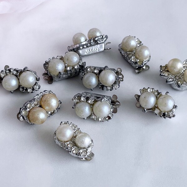 vintage rhinestone clasp pearl clasp silver toned box clasp push clasp mid century jewelry necklace closure made in Japan one strand, 1 pc