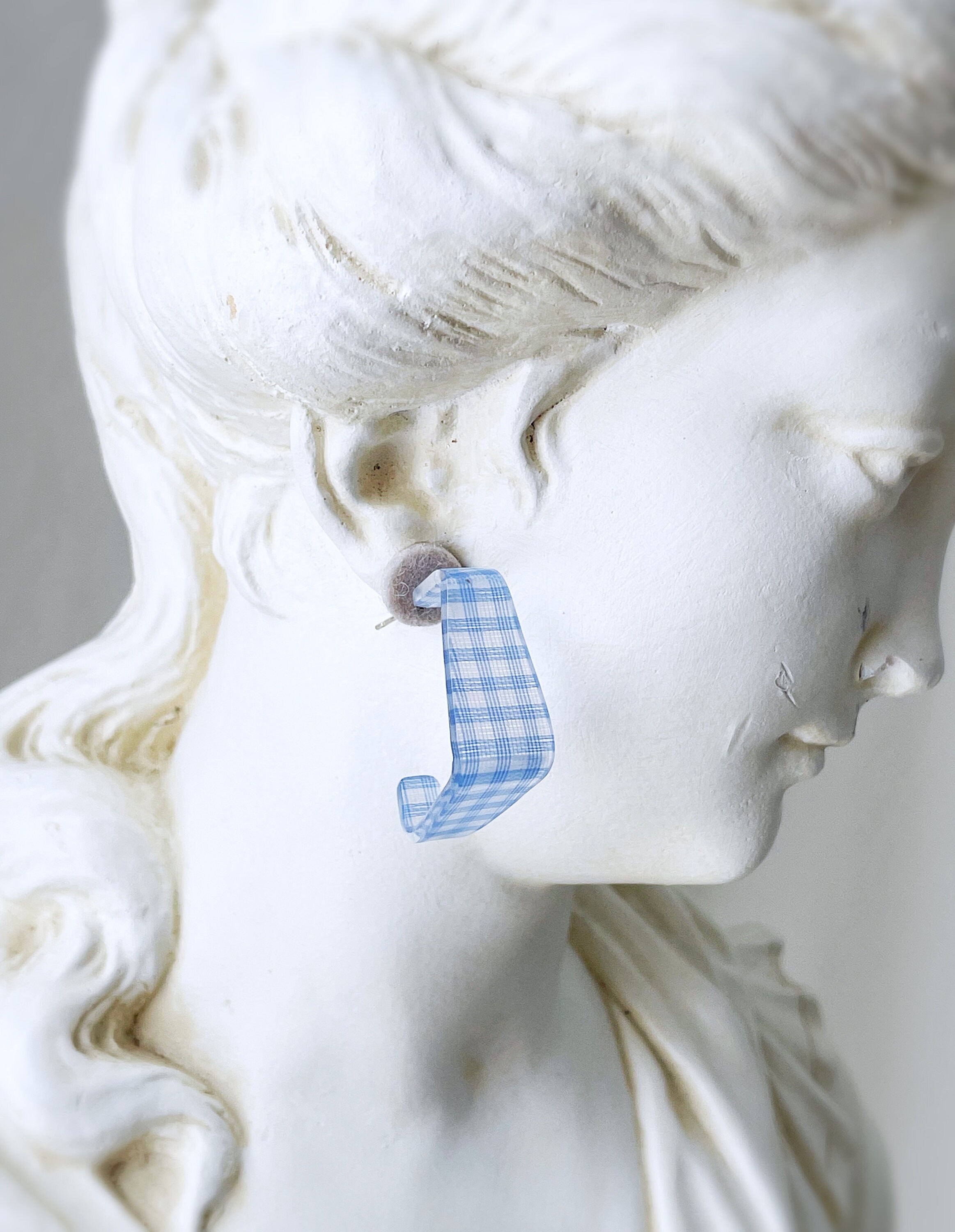 Orecchini A Cerchio Larghi Blu In Plastica Leggera Con Palo In Metallo - 2mm Spessore - Foto 2