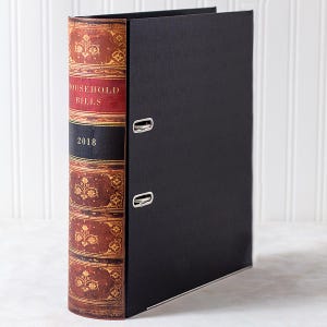 Pasta de arquivo personalizada estilo livro ou pasta de arquivo. A pasta perfeita para organizar documentos e prateleiras. Presente para amantes de livros e artigos de papelaria.