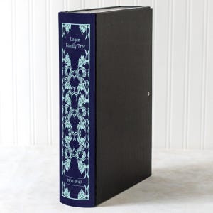 Pasta de arquivo personalizada estilo livro ou pasta de arquivo. A pasta perfeita para organizar documentos e prateleiras. Presente para amantes de livros e artigos de papelaria.
