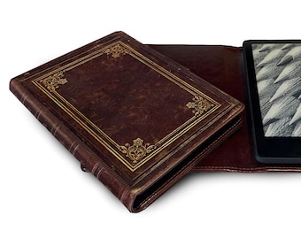 Universal Kindle and eReader Case  with Old Brown Book Look Cover: Works with most e-Book readers.