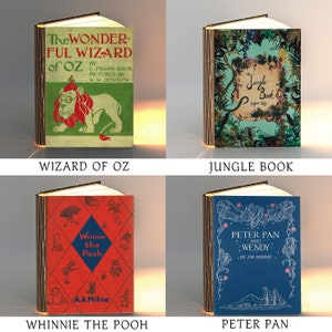 Die Geschichte der Magie Potter Themed Buch Licht für Schreibtisch, Lesen, Stehen oder Nachtlampe. Verschiedene kultige Buchumschlag-Designs. Bild 4