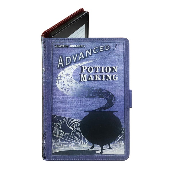 Couverture de livre KleverCase Advanced Potion Making pour liseuse et tablette. Comprend le Kindle, le Kindle Paperwhite, le Kindle Fire, l'iPad et bien d'autres.