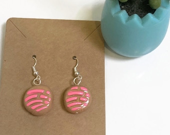 Pink concha earrings, pan de dulce, pan dulce charms, polymer clay charms, food charms, tiny food, handmade charms, concha charms,