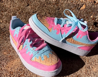 Botas y zapatillas deportivas personalizadas para niños