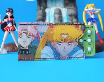 SAILOR MOON *M* Pillenhülle Manga upcycling Unikat! PauwPauw genähte Hülle für die Pille AKILA Anime Recycling handgefertigt in Berlin